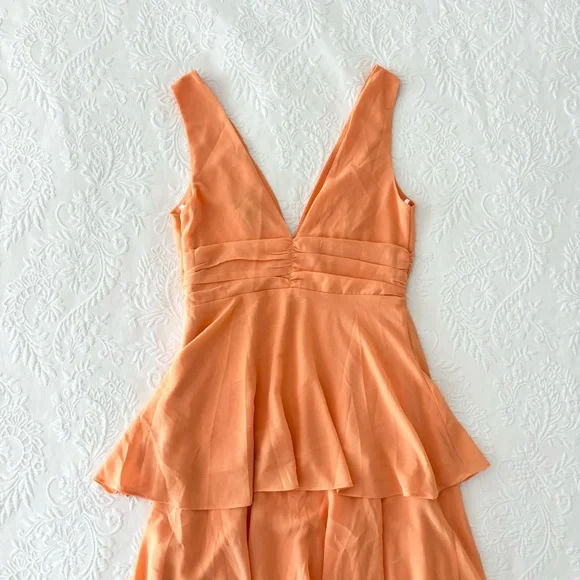 NWOT Lulus Celebration Time Light Orange Sleeveless Tiered Midi Dress Small - Picture 5 of 7